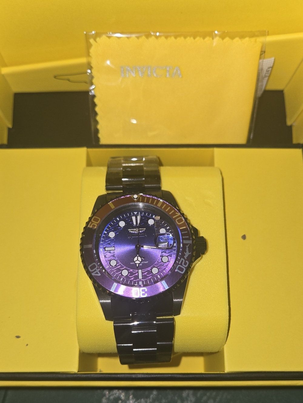 Invicta Pro Diver Men's Purple Dial Stainless Steel Bracelet with Black Accents